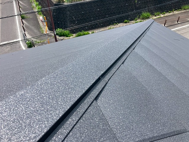 屋根カバー工事も承ってます